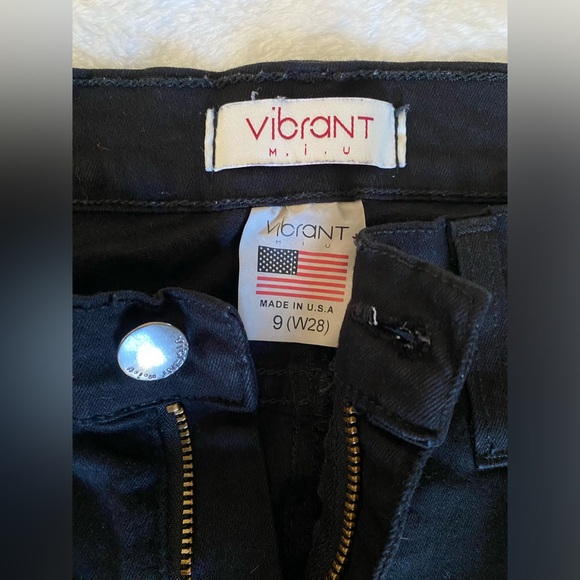 Distressed black skinny jeans - Picture 7 of 9